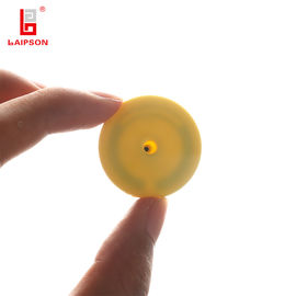 Sensitive Rfid UHF Ear Tag 32mm*24mm TPU Material Cattle Pig Sheep Tracking