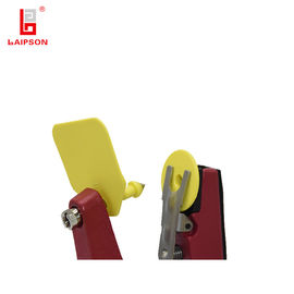 Plastic Cattle Pig Pig Ear Tags Yellow 44*50mm For Vaterinary Equipments